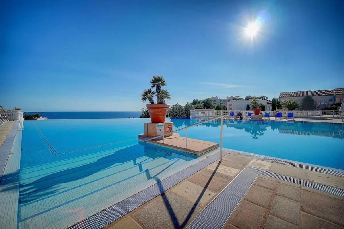 Gabrielle Appartements Cannes Habitación foto